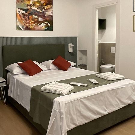 Sansepolcro33 Apartment เนเปิลส์ ภายนอก รูปภาพ