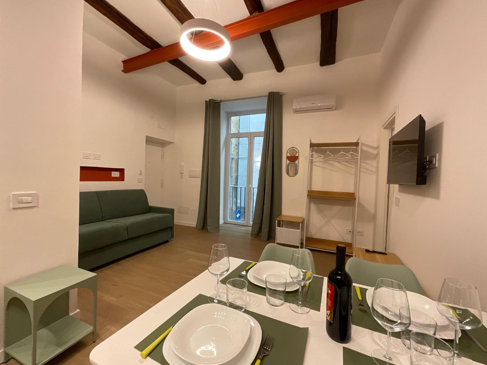 Sansepolcro33 Apartment เนเปิลส์ ภายนอก รูปภาพ