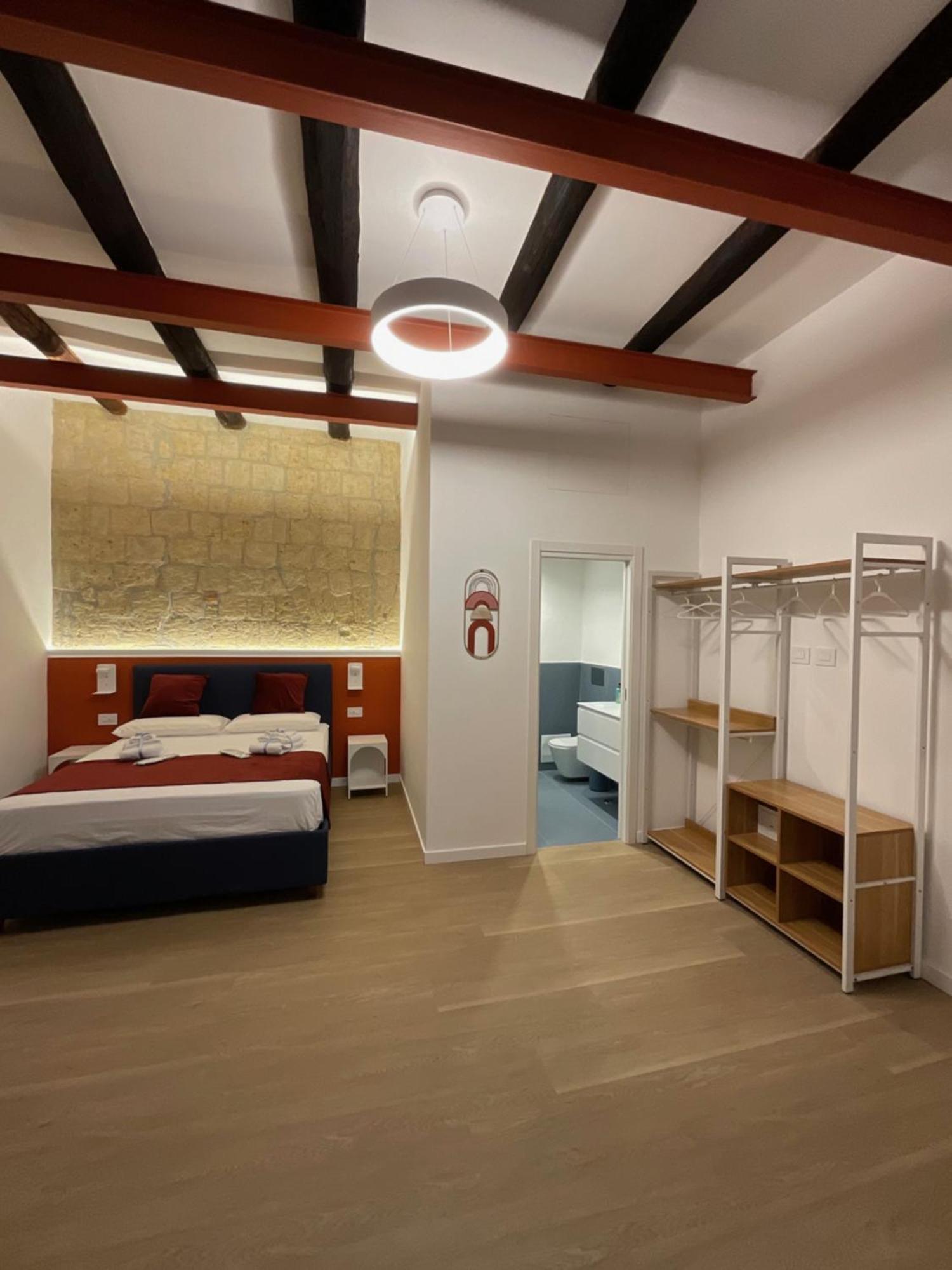 Sansepolcro33 Apartment เนเปิลส์ ภายนอก รูปภาพ