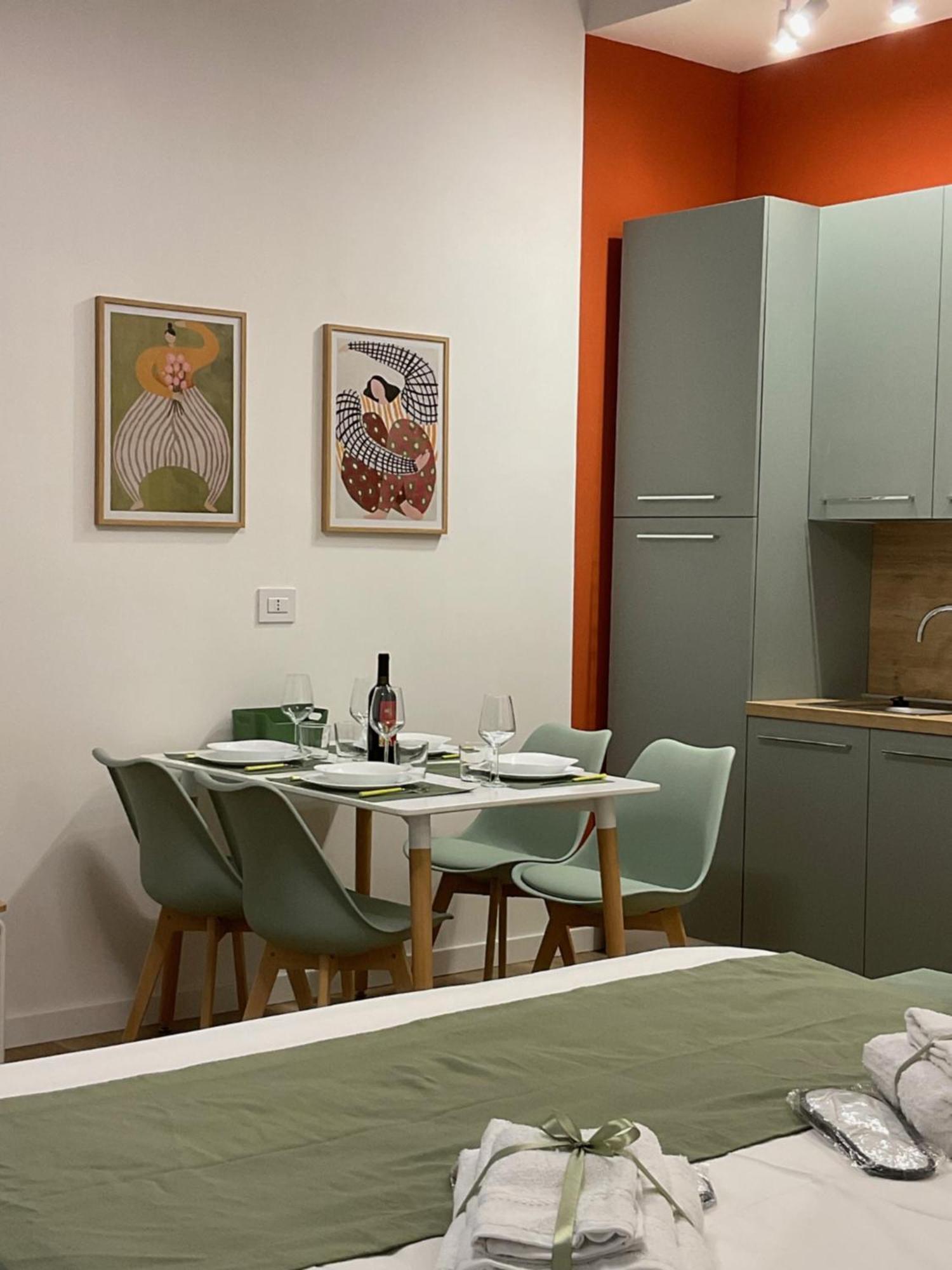 Sansepolcro33 Apartment เนเปิลส์ ภายนอก รูปภาพ