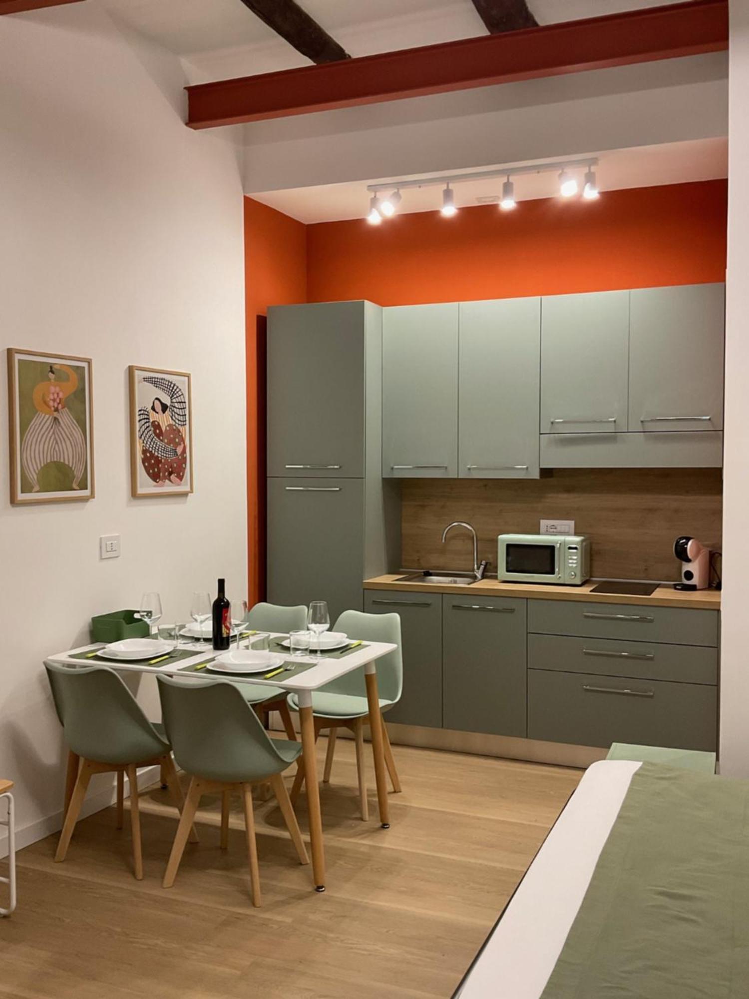 Sansepolcro33 Apartment เนเปิลส์ ภายนอก รูปภาพ